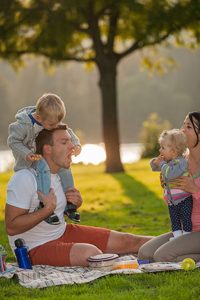 istock Germany, Leutesdorf, family with two children having a picnic 538778927