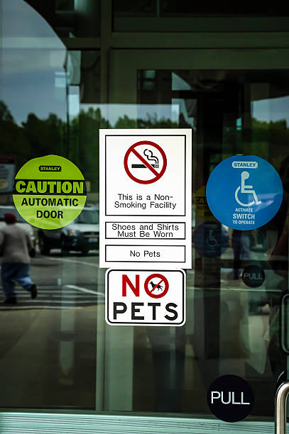 istock Warning notice on a glass door 538793208