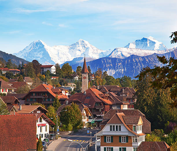 озеро thun - berne switzerland thun jungfrau стоковые фото и изображ�ения