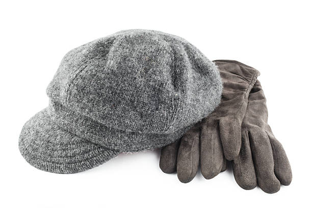 istock Woolen cap and gloves isolated on white background. 538828719