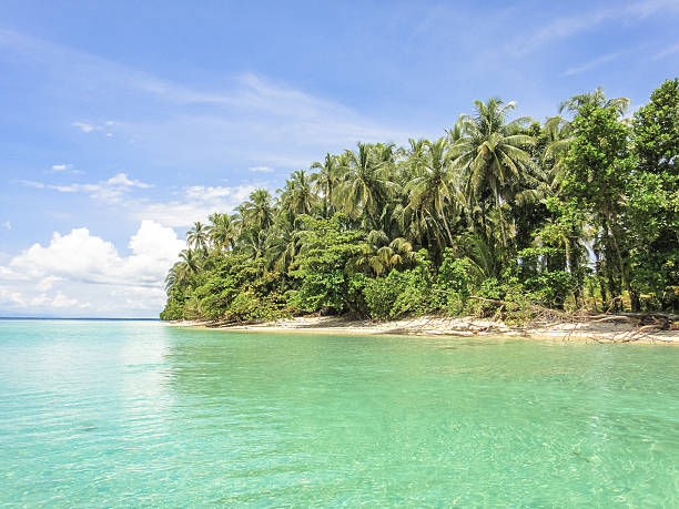 istock Romantic tropical islands in Caribbean sea. Panama. Central America 538865314