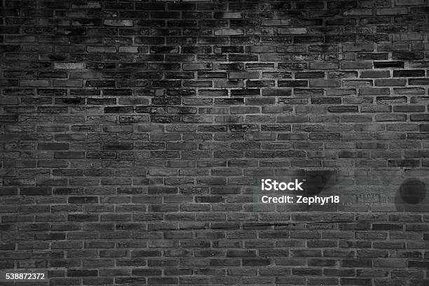 Photo libre de droit de Noir Grunge Mur De Briques Fond Texturé banque d'images et plus d'images libres de droit de Mur de briques - Mur de briques, Brique, Gris