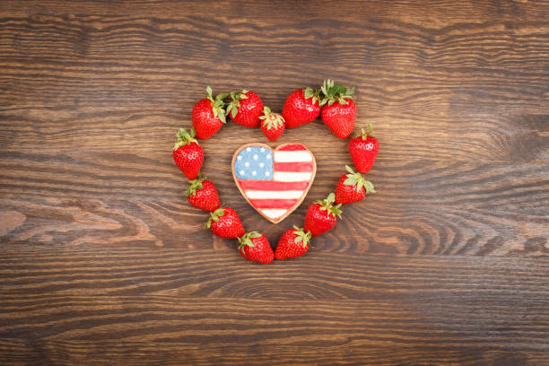 istock Heart shaped cookie and strawberries 538882498