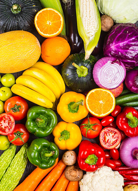 istock Colorful fruits and vegetables background 538884030