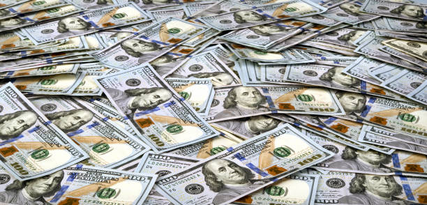 istock Show me the money. 538886484