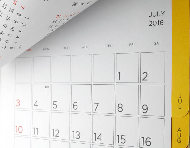 istock desk calendar with days and dates in July 2016 538901066