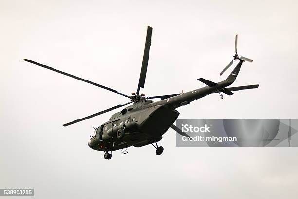 Ejército Michigan 171 Vuelo En Helicóptero De Bases Foto de stock y más banco de imágenes de OTAN