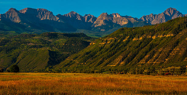 istock Mount Sneffels Ridgeway View Mountains in the morning 538932005