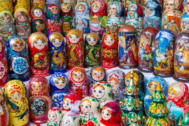 istock Colorful Russian nesting dolls matreshka at the market. 538992984