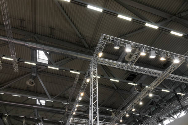 istock Ceiling of the room with a metal construction and ventilation 538993910