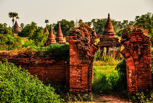 Broken wall over look the ancient city of Bagan