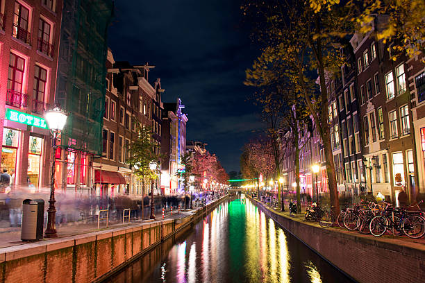 istock Canal view from Amsterdam at night in the Netherlands 539015686