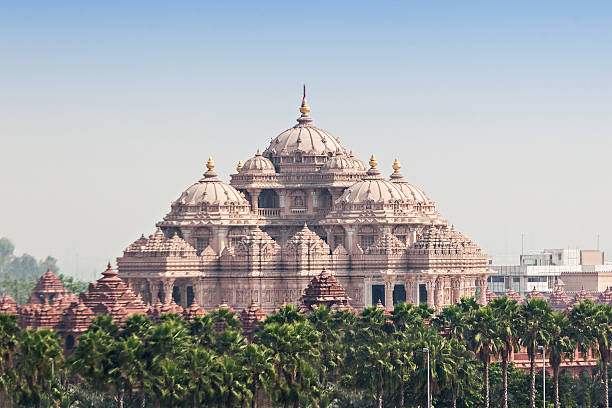 Akshardham temple Facade of a temple, Akshardham, Delhi, India hindu temple in india stock pictures, royalty-free photos & images