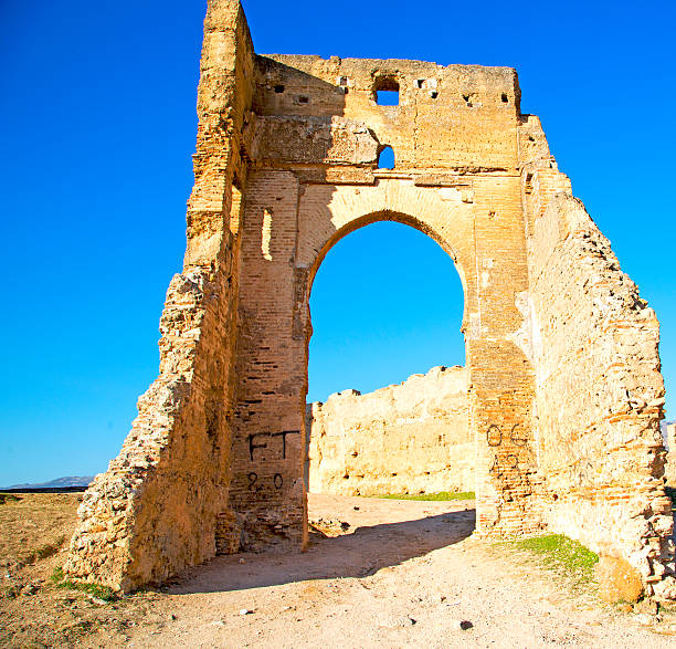 istock morocco arch in africa old construction street  the blue sky 539041003