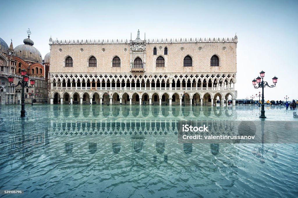 Venice flooded from the high water Venice flooded from the high water http://photo-zona.net/images/user85/album13100/preview/1326990670_bpjw7443_VENICEIMAGES.jpg Doge's Palace - Venice Stock Photo