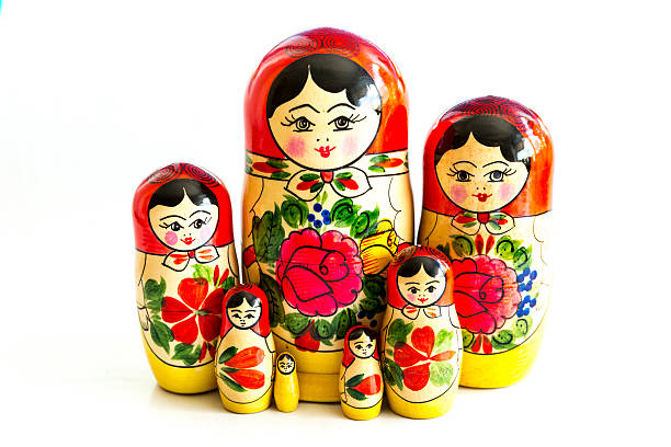 muñecas tradicionales rusas matryoshka - russian nesting doll skill doll russia fotografías e imágenes de stock