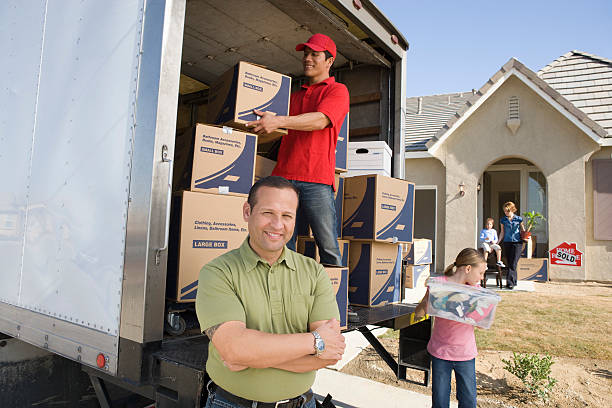 istock Family with New Home 539117531