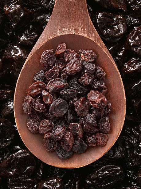 istock Raisins and dried plums 539181505