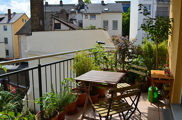 istock Balcony garden, tables and chairs: spring / summer 539182019