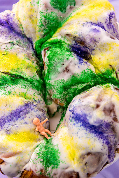 istock Mardi Gras King Cake with baby 539183583