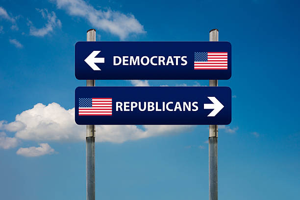 민주주의 자 및 republican 개념에 칠레식 선거 - is 'binance us' legit? what's the difference between binance and binance us? 뉴스 사진 이미지