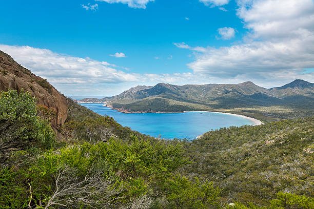 와인글래스 베이, 태즈매니아 - freycinet national park 뉴스 사진 이미지