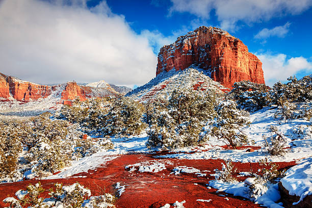 Courthouse Butte under snow Courthouse Butte in Sedona, Arizona after heavy snow storm sedona stock pictures, royalty-free photos & images