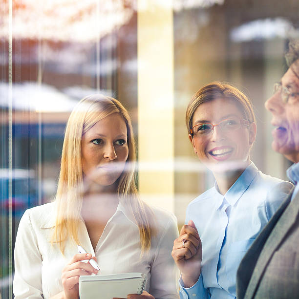 istock Business meeting at the coffee bar 539271435