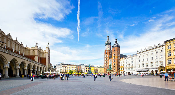 main square of cracow 슈체친 - polish culture poland malopolskie province cathedral 뉴스 사진 이미지