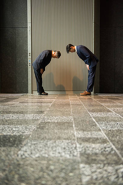 istock Japanese business customs 539329988