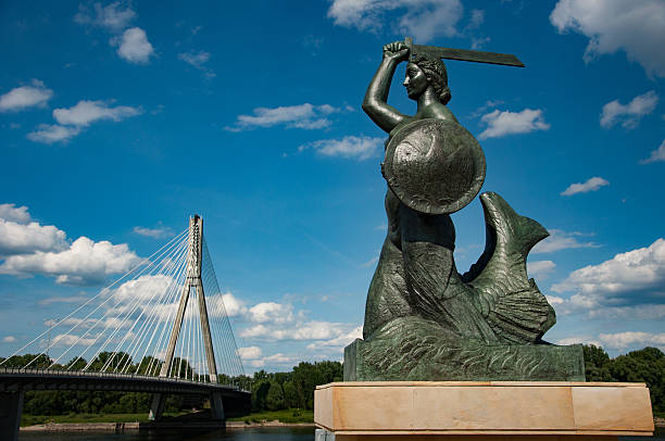 monumento alle sirene di varsavia - fiume vistola foto e immagini stock