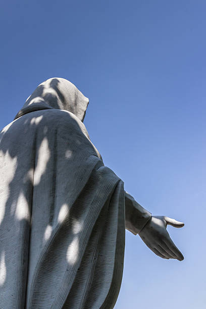 祝福を与えるイエスの像 - christo ストックフォトと画像