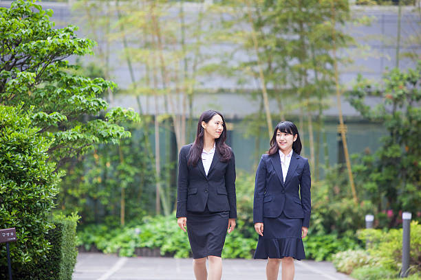 istock Female Japanese Business colleagues 539362194