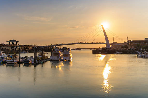 istock fisherman's wharf and the lover's bridge 539365040