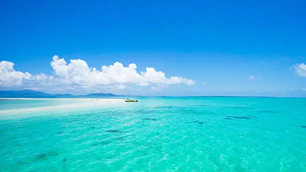 Clear tropical water and coral cay beach of Sekisei Lagoon, Yaeyama Islands, Okinawa, Japan