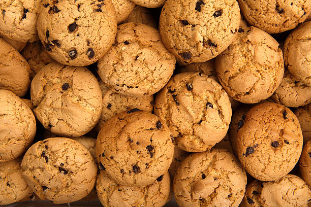 istock Lots of cookies and biscuits background 539460316