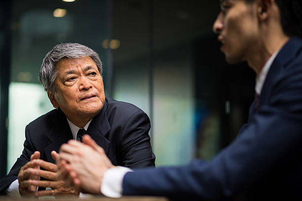 istock Senior Business mentor 539460332