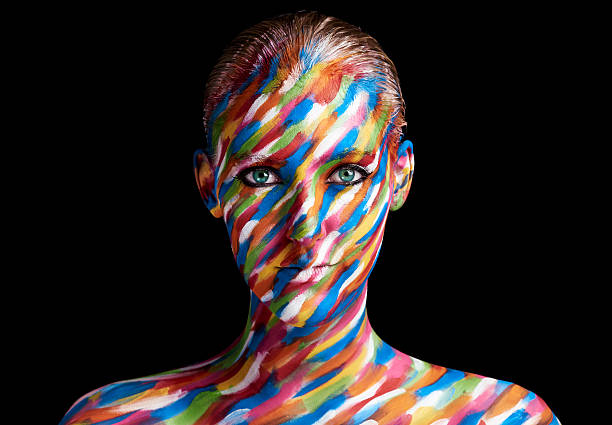 couleur me beautiful - women paint painting body paint photos et images de collection