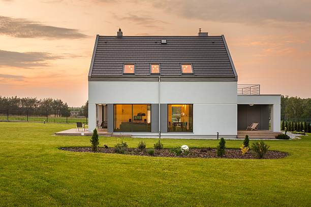 istock Beautiful home far from city noise 539472066