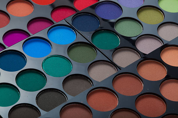 istock Cosmetic.Makeup. Eye-shadow pallet for professional make up artist. 539476858