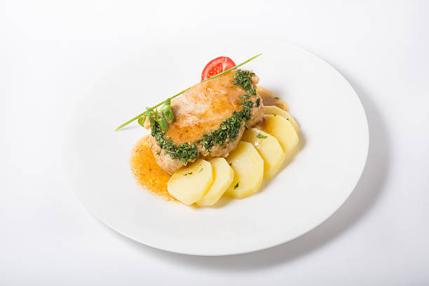 istock Meat cutlets with potato garnish 539478272
