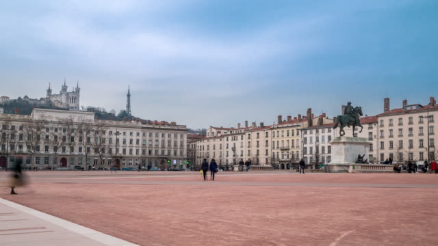 4K Time-lapse: Pedestrian crowded at Lyon Place Bellecour France