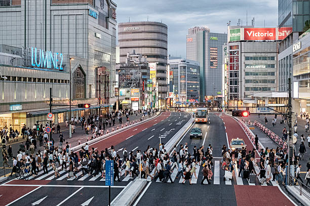 新宿日本横断歩道 - car driving transportation tokyo prefecture ストックフォトと画像
