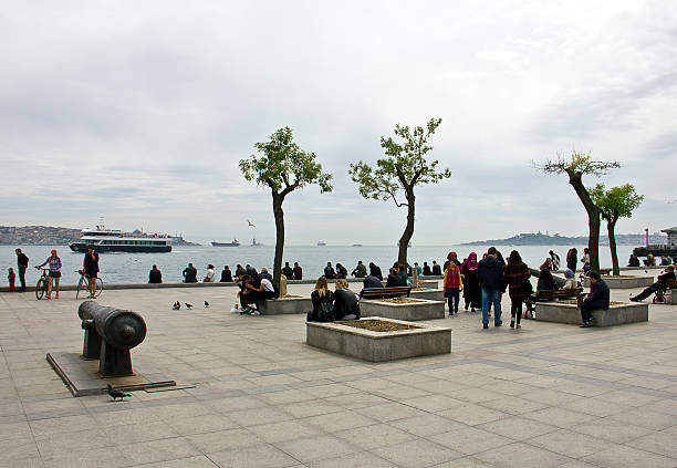 istanbul bosphorus - istanbul üsküdar maidens tower tower photos et images de collection