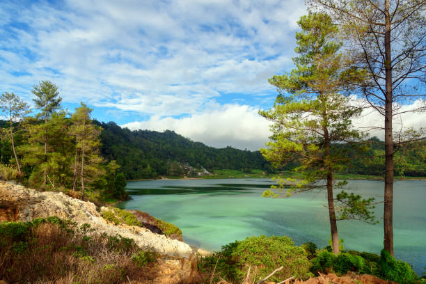 istock Linau lake in Tomohon 539665764