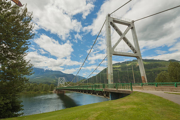 istock Majestic Columbia River Bridge 539666042