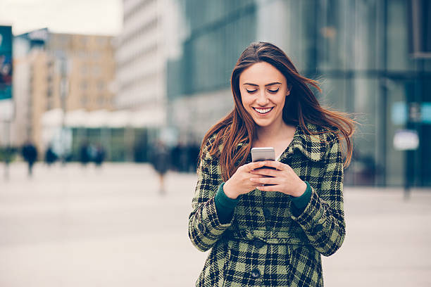 istock Messaging in the city 539681118