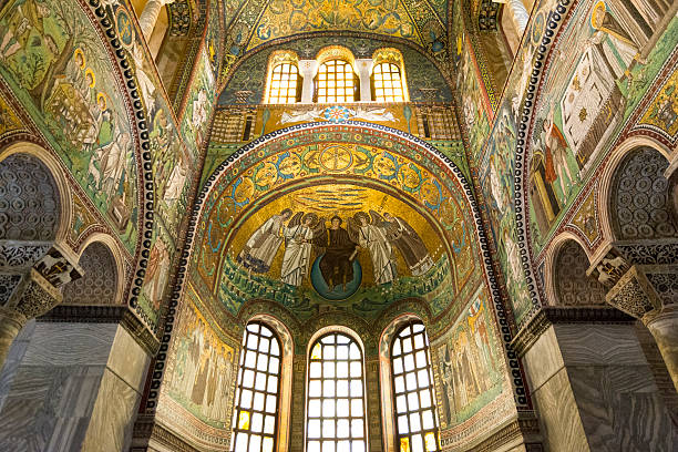 ravenna - san vitale basilica - fotografias e filmes do acervo