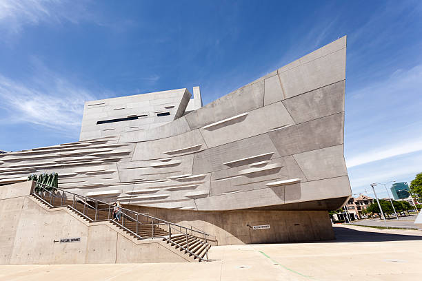 perot el museo de naturaleza y ciencias en dallas - biological culture outdoors travel destinations architecture fotografías e imágenes de stock