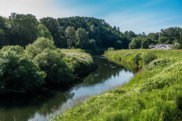 istock Homes On The Green River 3 539851956